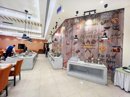 Rozana-Hotel-Restaurant-1